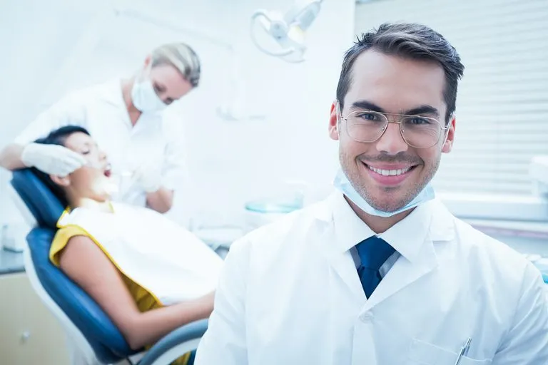 The Benefits of Root Canal Treatment in New York NY: Why Saving Your Tooth is Worth It