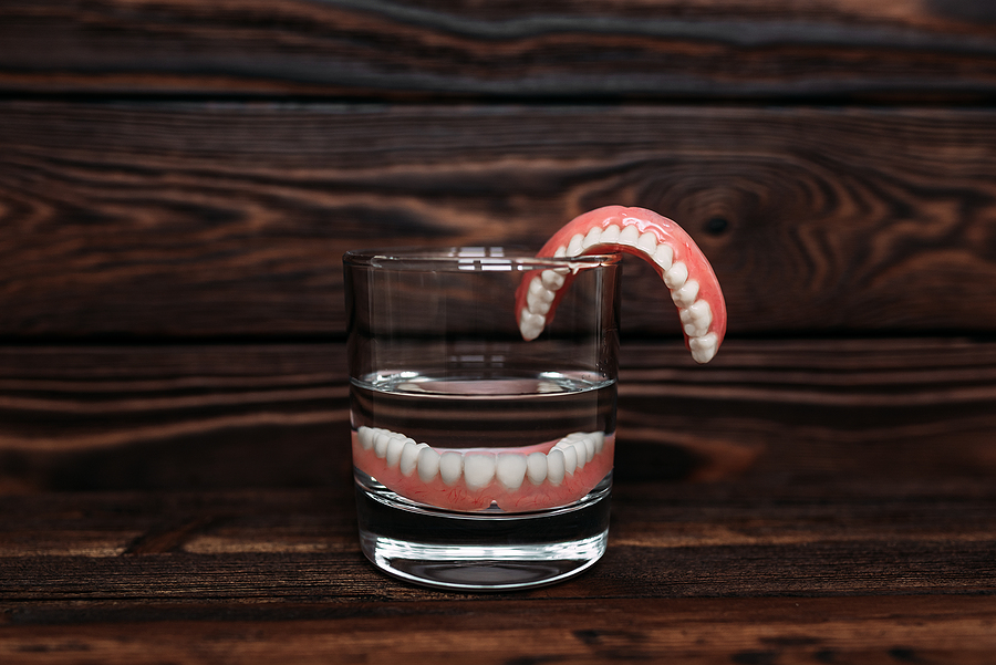 A Complete Guide to Dentures in New York, NY: Restoring Your Smile and Confidence